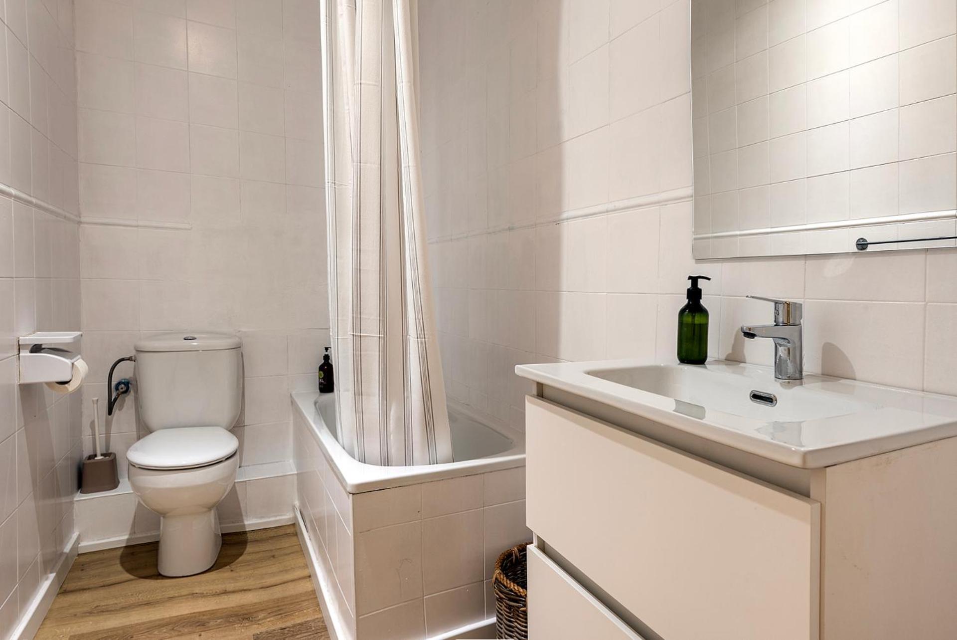 Clandestino Suites Barcelona Exterior photo